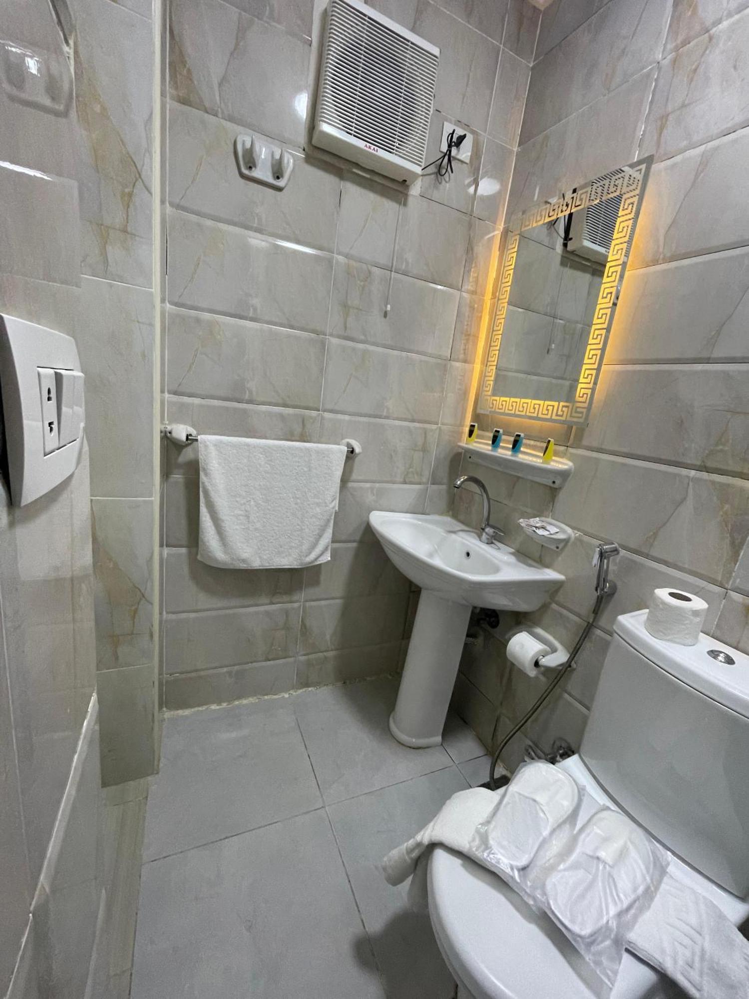 Glamour Pyramids View Kafrat al Jabal Exterior photo
