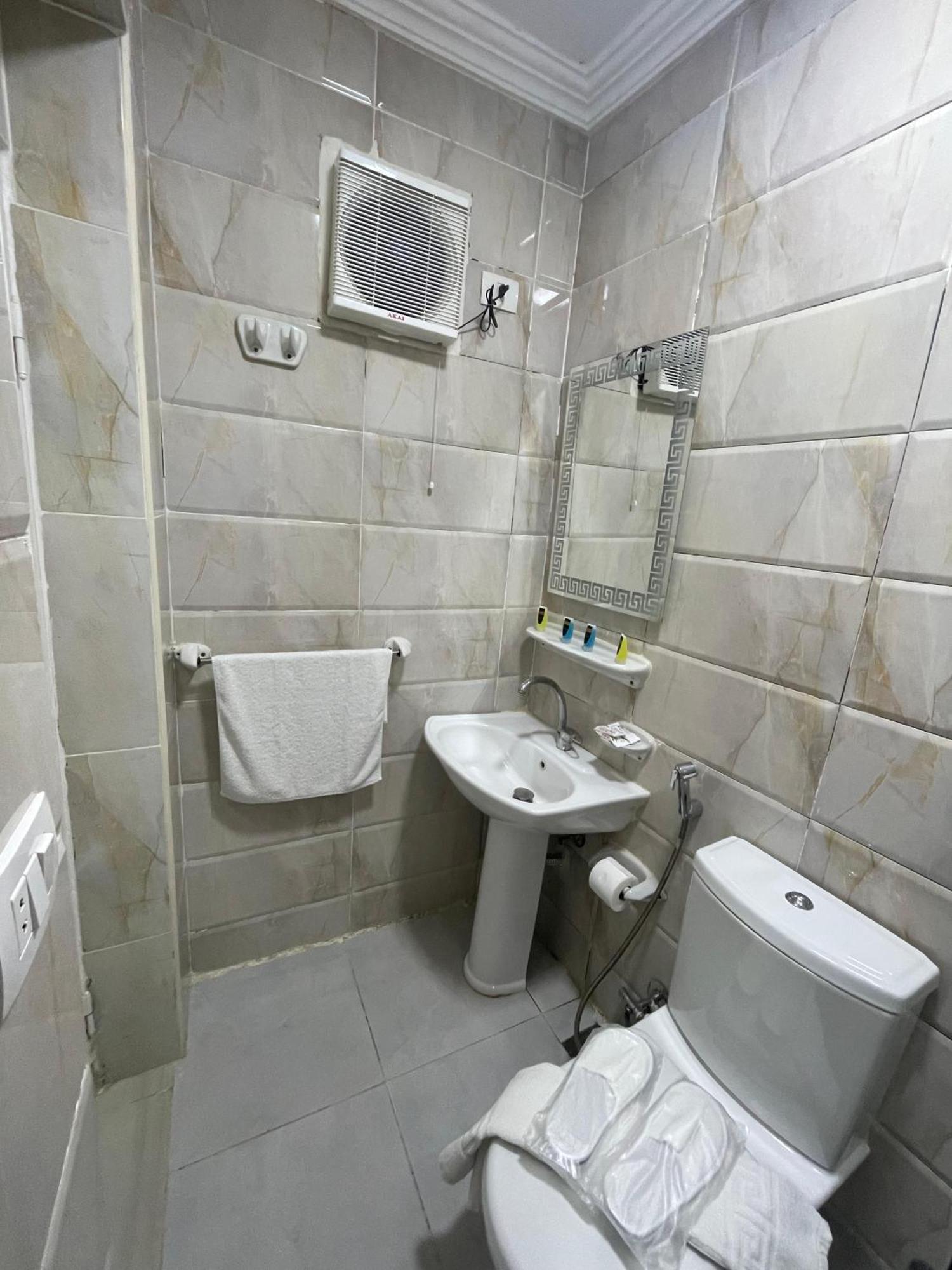 Glamour Pyramids View Kafrat al Jabal Exterior photo